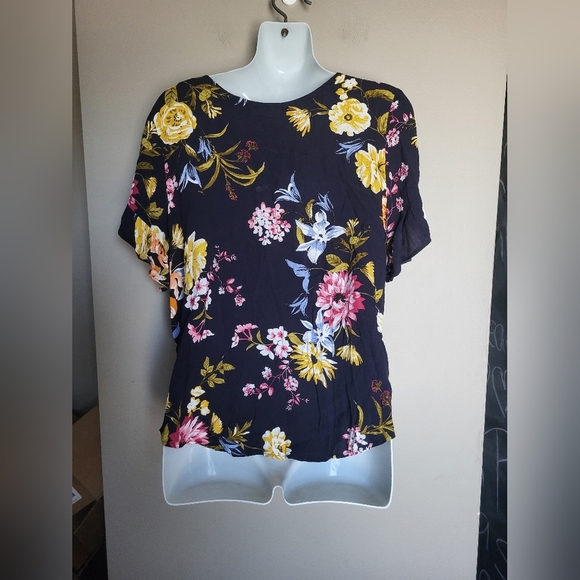 Loft Floral Women's Top - Blue with Multicolor Design, Size Medium Petit - Picture 2 of 5